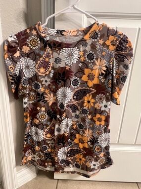 Floral Paisley Puff-Sleeve Women's Top in Brown & Mustard